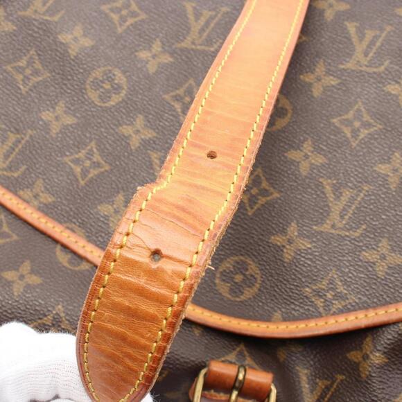 LOUIS VUITTON Brown Monogram Leather Shoulder Bag - Picture 8 of 13
